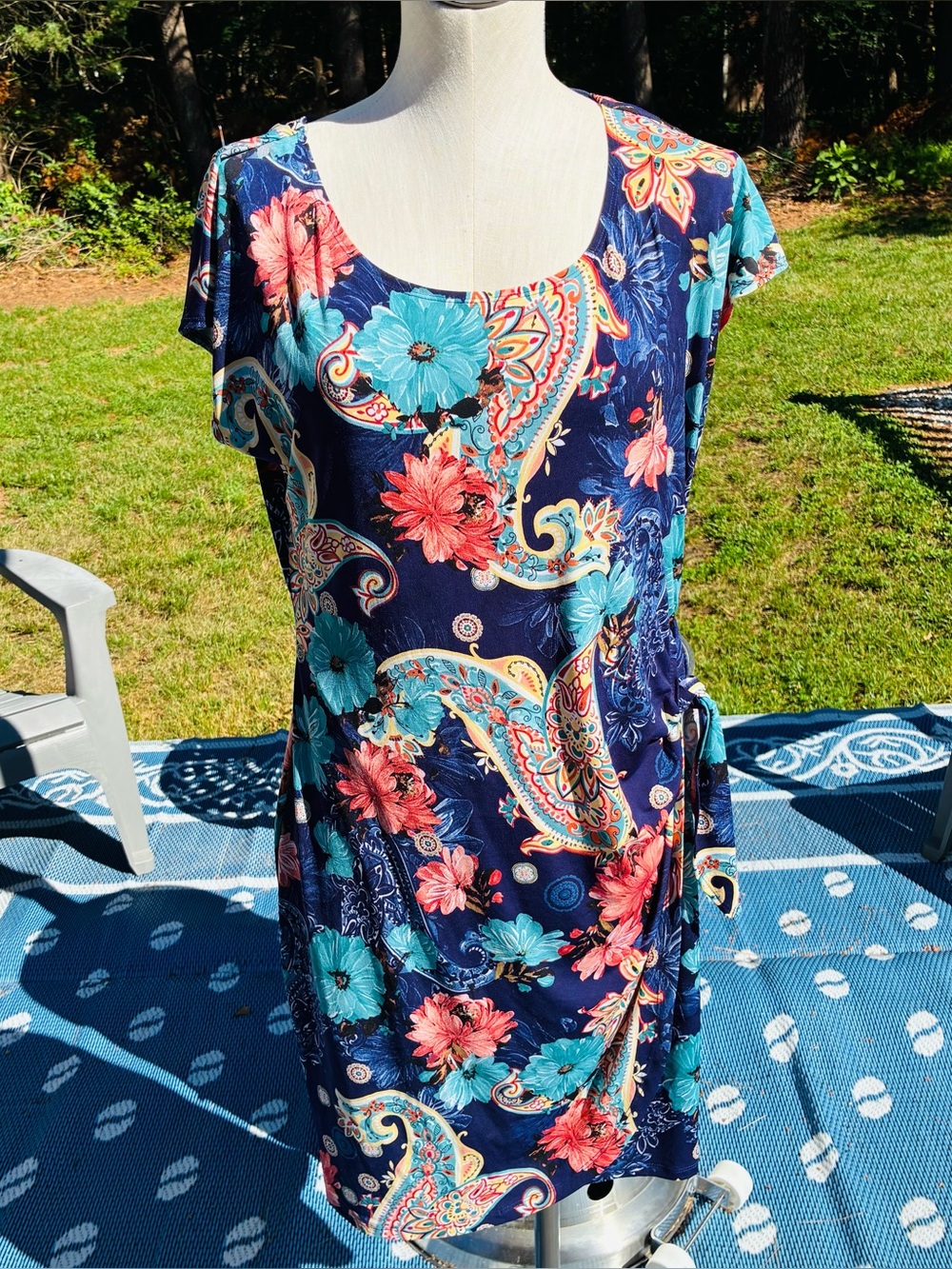 Full of Flowers cap sleeve summer dress size large side tie round neckline